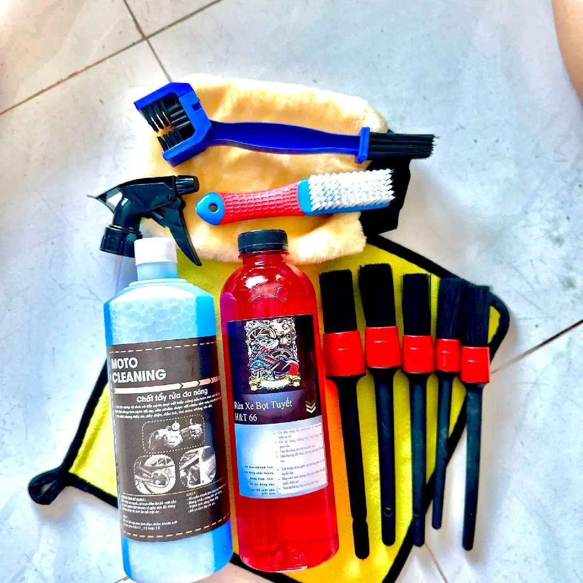 Combo 12 món Moto Cleaning 1000ml vệ sinh xe máy thế hệ mới dung dichtay nuoc rua xịt x abong