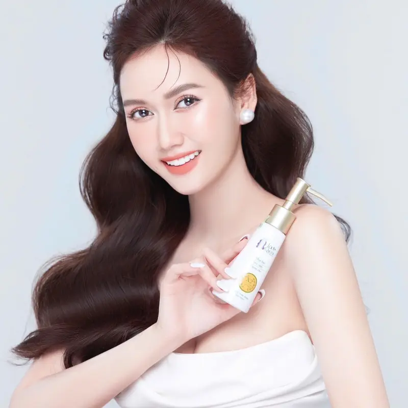 Dung dịch vệ sinh nữ - gói v i ê n thảo dược làm  , hỗ trợ cân bằng pH , cải thiện mùi hôi, an toàn lành tính. Sản phẩm chính hãng. 3