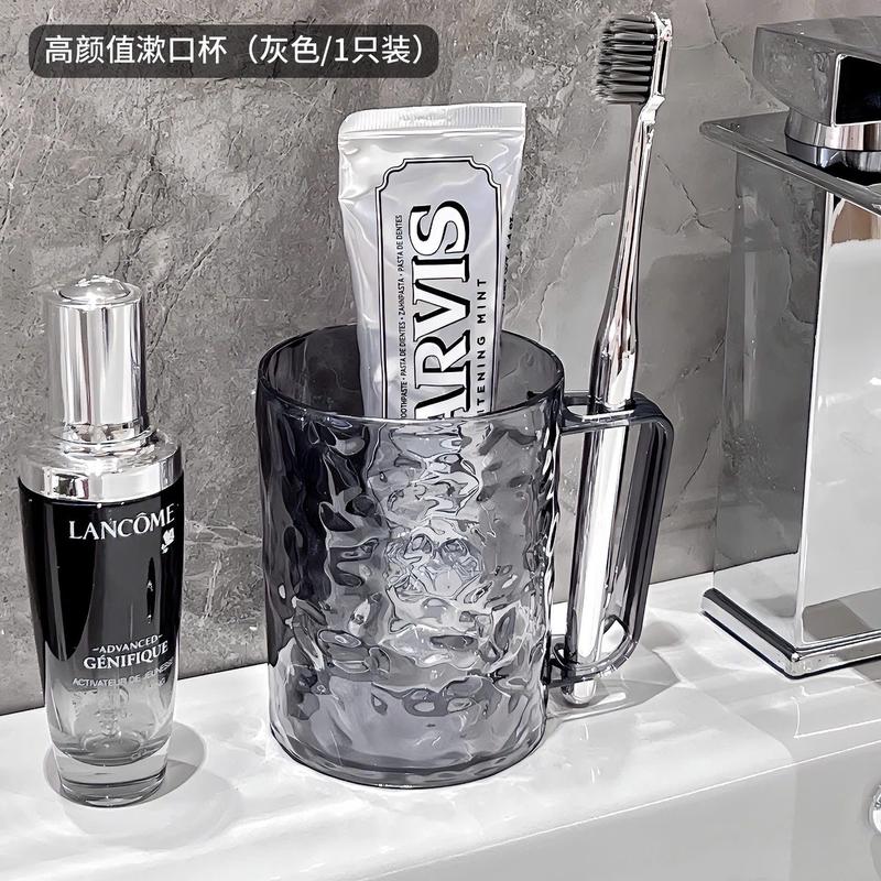 Cốc Đánh Răng Trong Suốt Bằng Nhựa - Cốc Uống Nước Vân Pha Lê Sang Trọng Có Tay Cầm H45 3