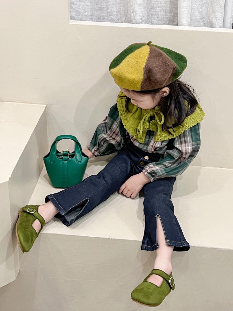 Product Introduction of Autumn Winter Style European and American Mini Children's Girls' Handheld Tote Basket Crossbody Small Bag Women's Bag outpocket  hobo  bag heart  evangelista  painted  bags 18