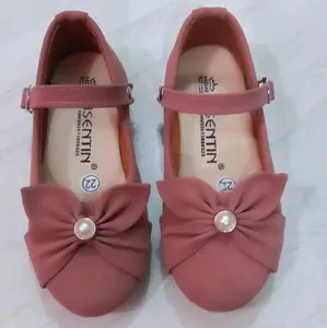 sepatu balet anak motif daun tengah terlaris Fashion