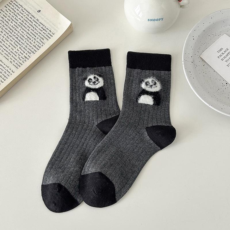 Product Introduction of Cute Animal Socks Cartoon Puppy Cat Trendy Autumn/Winter Cotton Yarns Flocking Plush Stockings Fashion Warm Casual Women's Socks 21