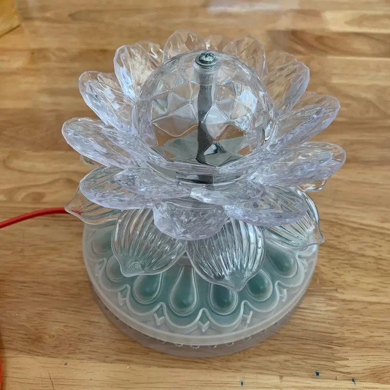 Đèn hoa sen - đèn led- 7 màu - đèn hoa sen xoay 0
