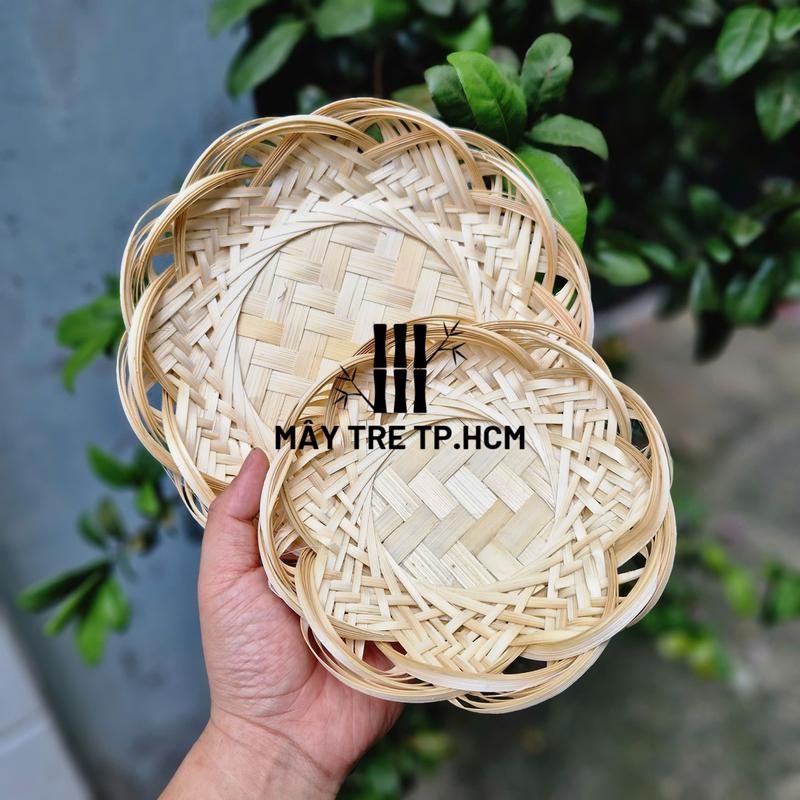  Mẹt tre hình cánh sen đường kính 20cm dùng để đựng trái cây bánh kẹo để bàn 