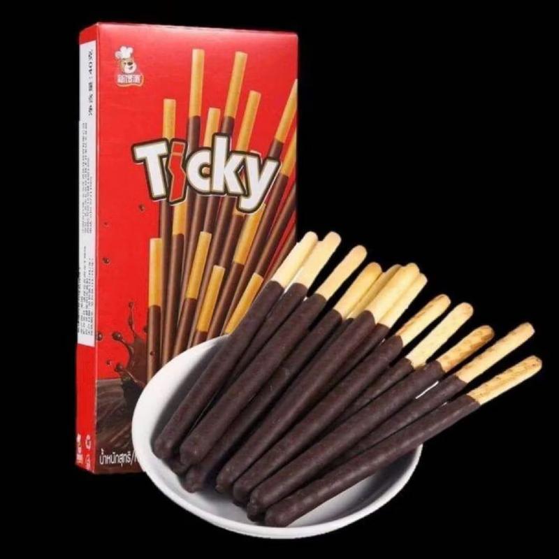 1 Hộp Bánh Que Ticky Socola Sữa Thái Lan Hộp 20g/ 6 Que - Snack ...