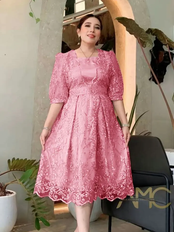 Pakaian Wanita Velvet Natalia A Line Kasual