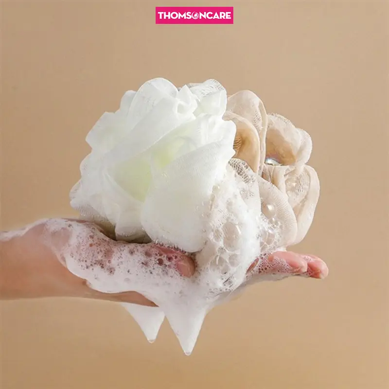 (Giao màu ngẫu nhiên) Bông tắm lưới tròn có dây tiện lợi giúp tạo bọt, chà lưng 1