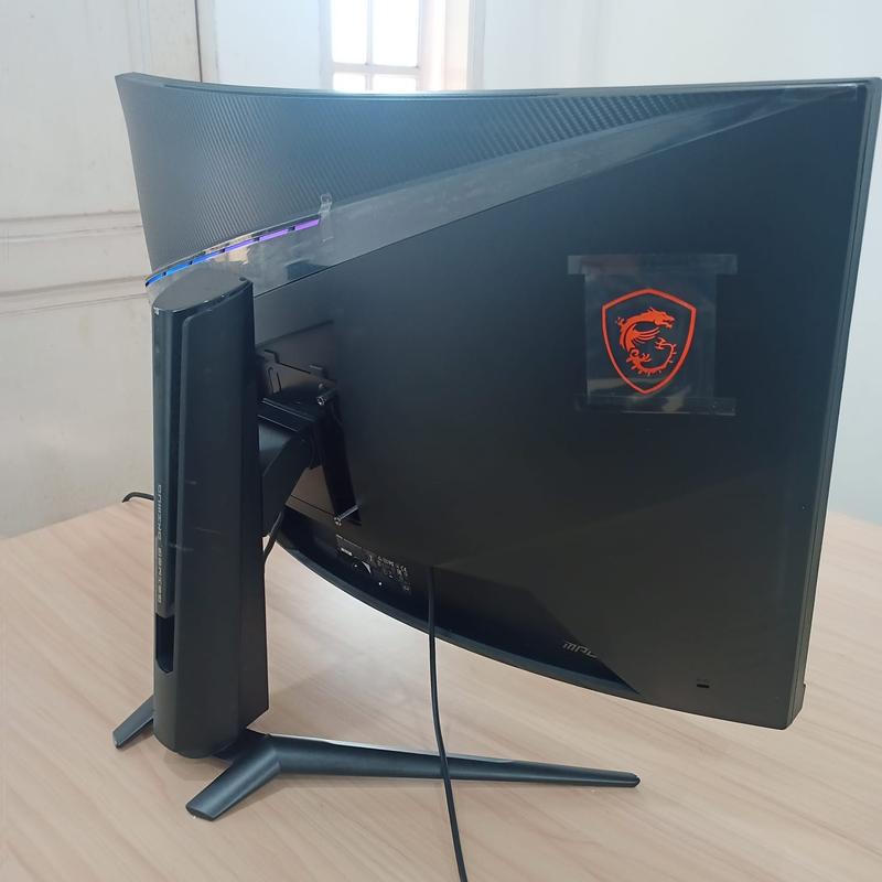 Monitor Led MAG323CQR 32 Inci HDMI 4