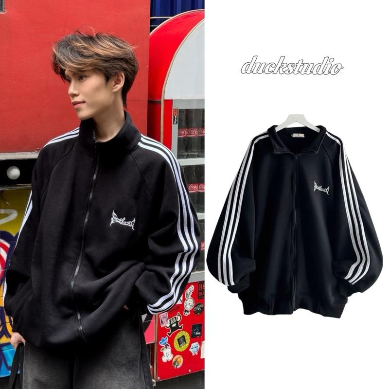 (DUCK STUDIO) Áo Khoác 3 Sọc Nỉ Bông Form Rộng Tay Phồng Unisex Nam Nữ  Jacket Menswear
