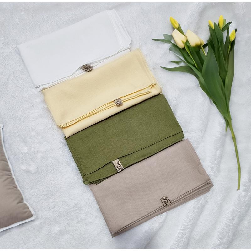 Hijab Segiempat Paris Premium AL MAHIRA Ukuran Standar 110 x 110 cm - Jahit Tepi Hijab Segiempat Paris Premium AL MAHIRA Ukuran Standar 110 x 110 cm - Jahit Tepi