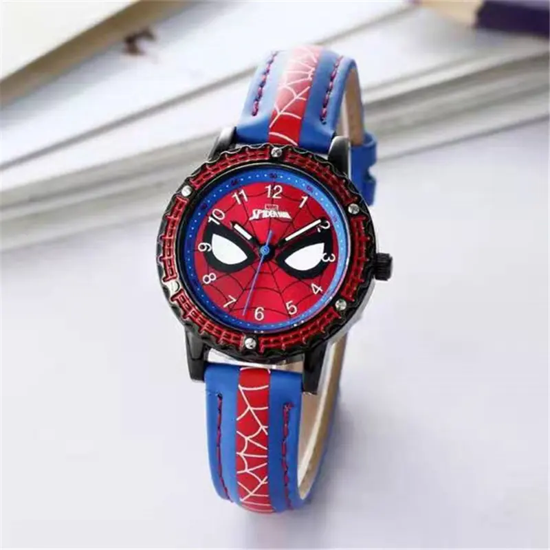 Children's Cartoon Watch for Boys and Elementary School Students, Spider Man Waterproof Quartz Watch, Night Light Pointer, Boys' Watch