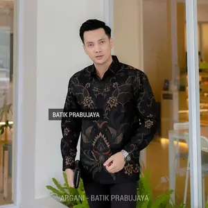 ARGANI Baju Kemeja Batik Lengan Panjang Motif Modern Pria Anak Muda Reguler Fit Lapis Furing Kain Katun Halus Lembut Hitam