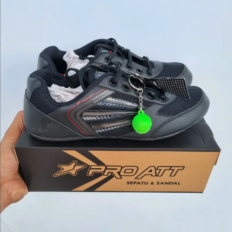 sepatu proatt olahraga Santai 0