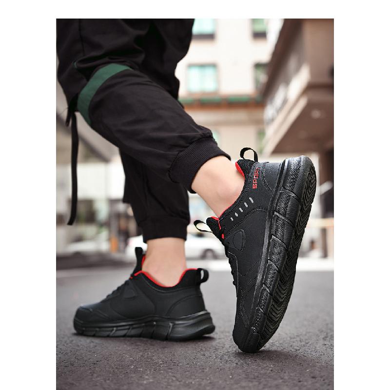 Product Introduction of Plus Size Men's Shoes Outdoor Leather Surface Running Leisure Sneaker Student Soft Bottom Travel Men's Shoes 17