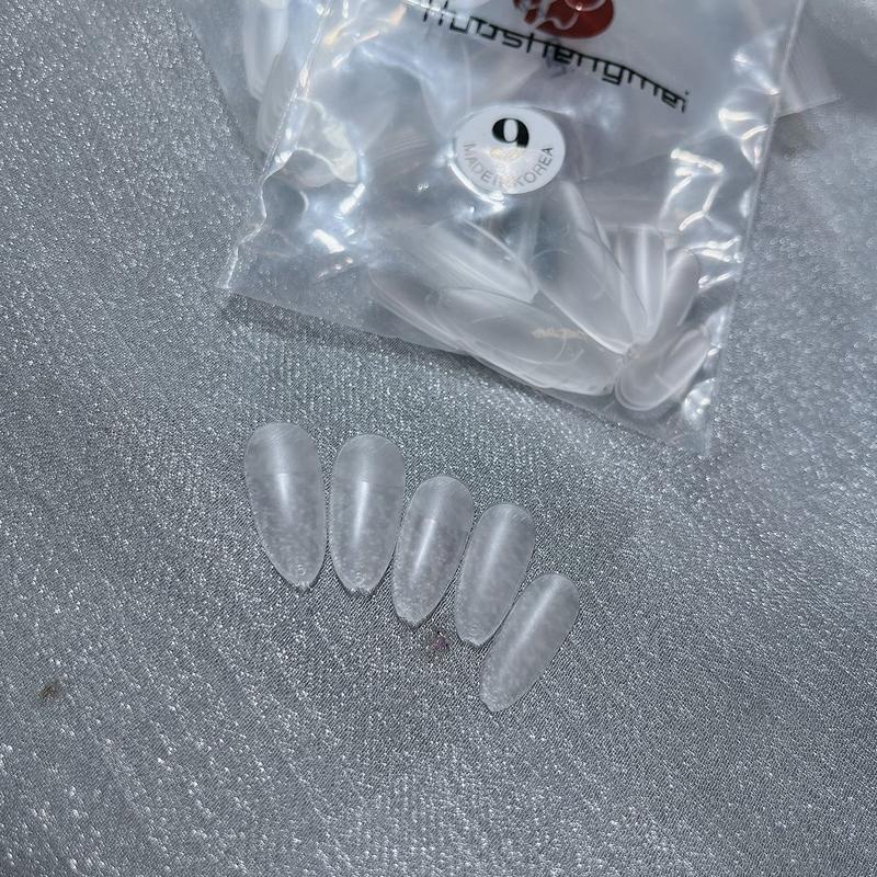  Móng úp lẻ size trong các phom lẻ 1 gói 