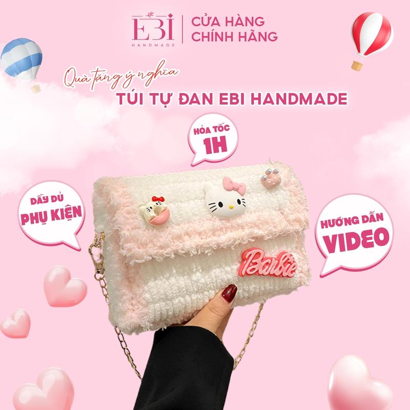 Túi len EBI HANDMADE tự đan phối viền xù gắn charm Hello Kitty đáng yêu dễ thương làm quà tặng bạn gái ý nghĩa - ES156