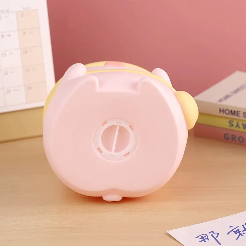 Ống Tiết Kiệm Heo Xinh Đội Nón Vịt Đeo Túi Dễ Thương _ Art House 8