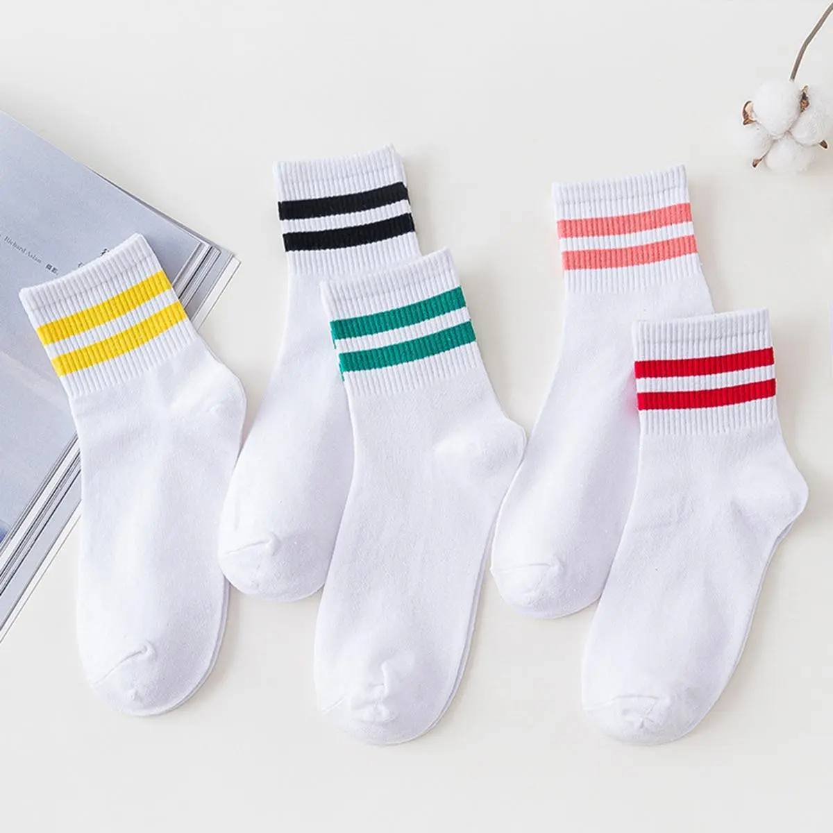 Girls' Simple Short Socks With Two Stripes, Short And Medium-Length Socks, Versatile For Students, Multi-Color, High-Quality Women'S Socks - 1 Pair