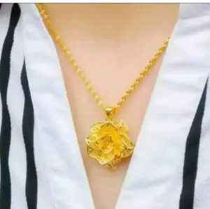 Kalung titanium motif melintir liontin bunga mawar rosgold pashion