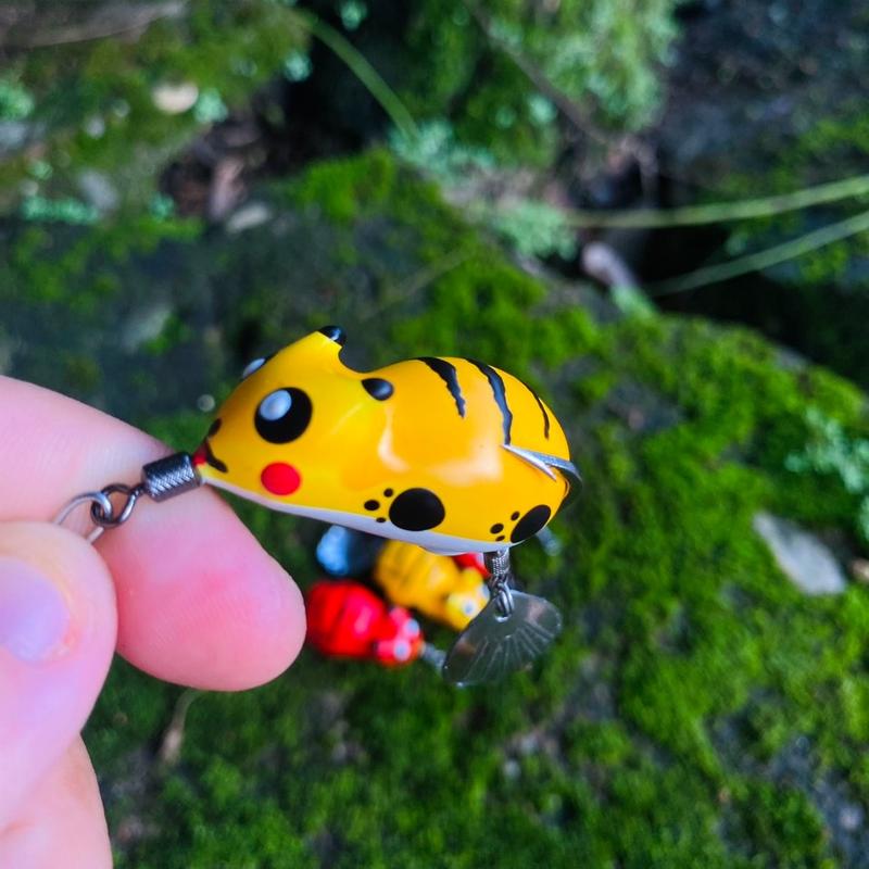  Pikachu Bản Chì Đúc Limited Siêu Dễ Thương 3.8cm Nhạy Cá Lóc Câu Từ Bú Bình Tới Hugo   mua 2 con tặng 1 cá sắt   mồihơi tắckè nhai hoif 