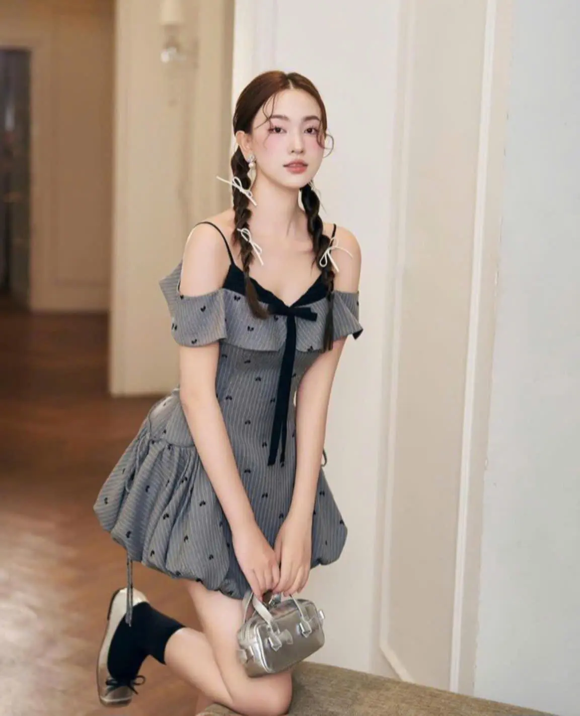 Đầm bí thiết kế trễ họa tiết nơ xinh xắn có Bigsize L011