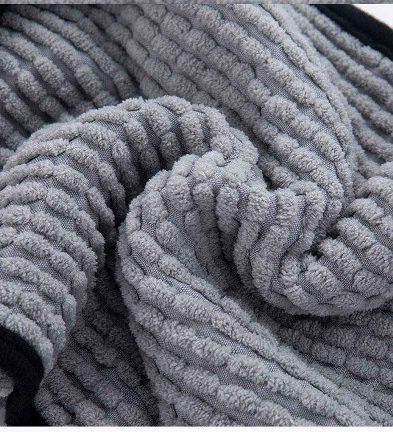 Product Introduction of Soft Dog Bath Robe Towel Quick Dry Pet Towel Fiber Absorbent Cat Bath Towel Convenient Pet Cleaning Washcloth Dog Accessories 12