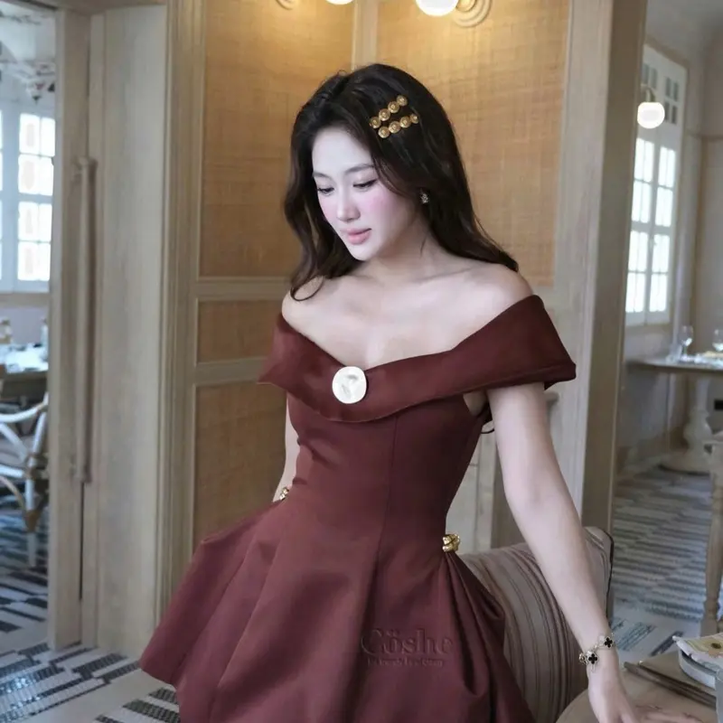 ĐẦM TRỄ VAI KHOÁ EO - RINAS DRESS ..