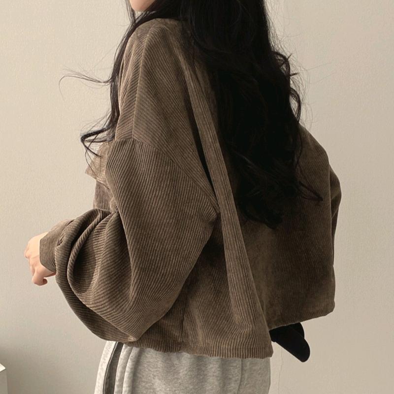 M FESYEN | JEYA JAKET WANITA KEKINIAN KOREAN STYLE | KEMEJA WANITA CROP TOP LENGAN PANJANG | OUTFIT WANITA KEKINIAN | OOTD KOREAN STYLE | OUTER WANITA | JAKET CORDUROY | JAKET OVERSIZE 2
