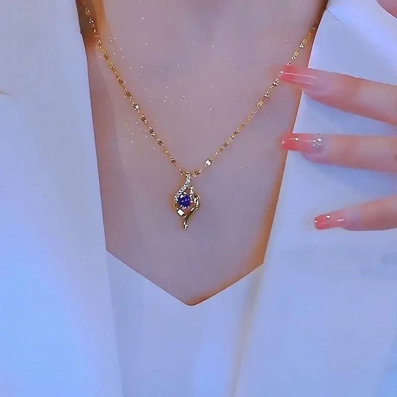 Titanium Steel Necklace for Women Purple Zircon Heart Lockbone Chain Light Luxury Niche High-end Sense Jewelry Like Your Heart Internet Celebrity Neck Chain CHS Beautiful khuyên tai