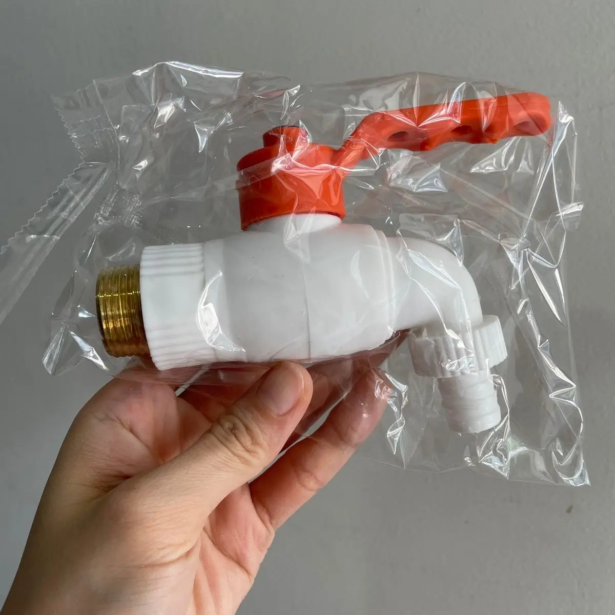 KRAN AIR PVC JUMBO DRAT KUNINGAN Plastik Keran