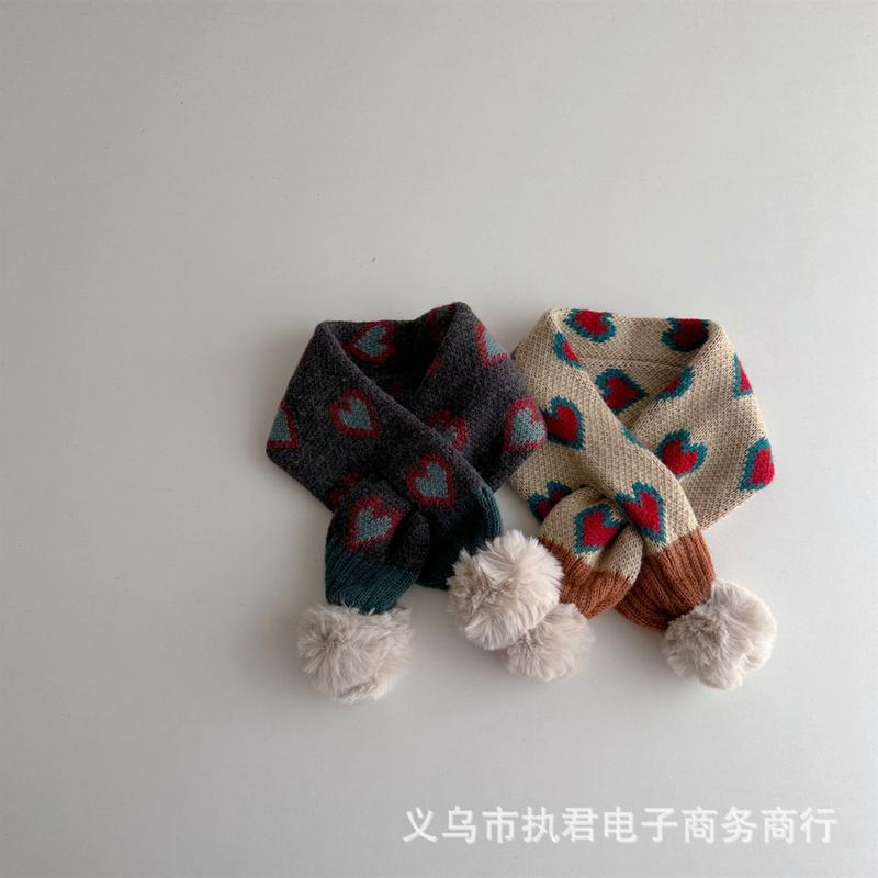 Product Introduction of Children's Scarf Cute Double Ball Love Pattern Knitted Cross Scarf Korean Style Baby Windproof Neck Protection Warm Neck Warmer 12