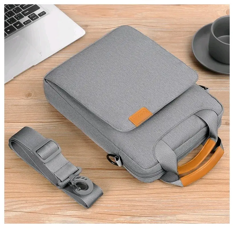 Túi đeo chéo kiêm chống sốc cho laptop macbook