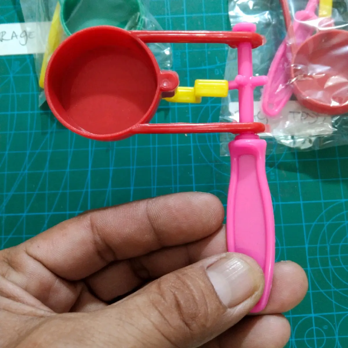 Mainan Tok Tok Isi 20 Pcs dengan Kemasan Eksklusif - Toys