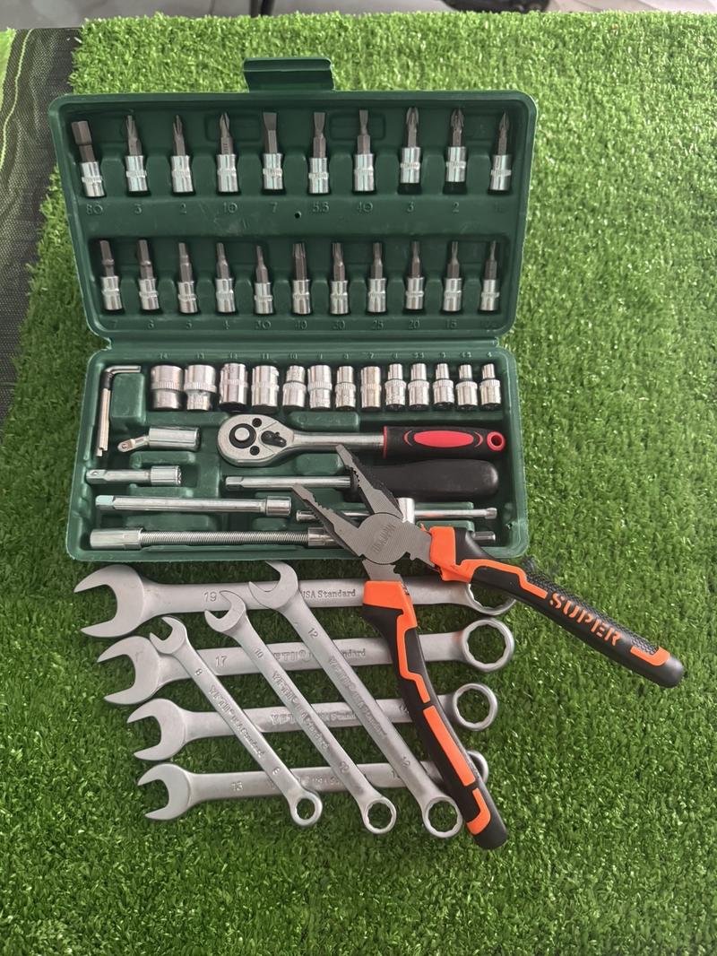 Product Introduction of ( Tặng Kìm Điện ) Bộ Dụng Cụ Sửa Chữa 46 Chi Tiết 1/4 Và 7 Cờ Lê  Yeet . 10