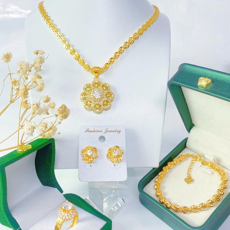 Các mẫu Com bo 4 món dây chuyền Kết mắt trái tim , lắc tay, nhẫn, hoa tai mạ vàng 18k bền màu, nâu phai ,xiêu bền bỉ.