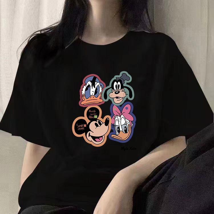 Atasan wanita sedang diskon! Kaos lengan pendek putih motif retro Korea, gaya unik, longgar, membuat tubuh terlihat langsing, sedang tren di Instagram.