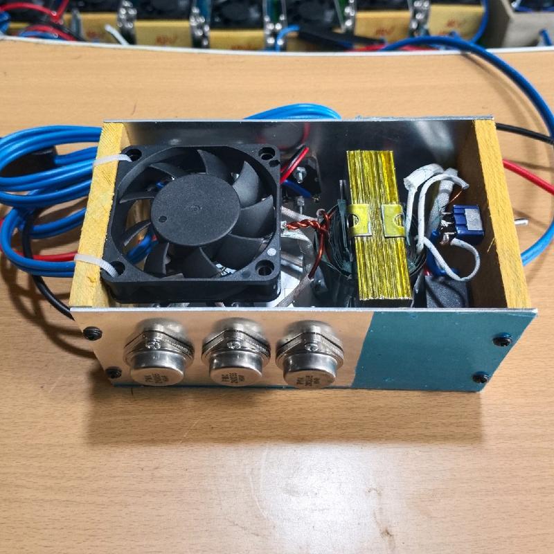 Máy câu tạo dòng số hiệu 6s6d sử dụng nguồn điện 12v  có chống ngược cực bảo hành 1 năm cho sản phẩm Bắt Cá Fishing