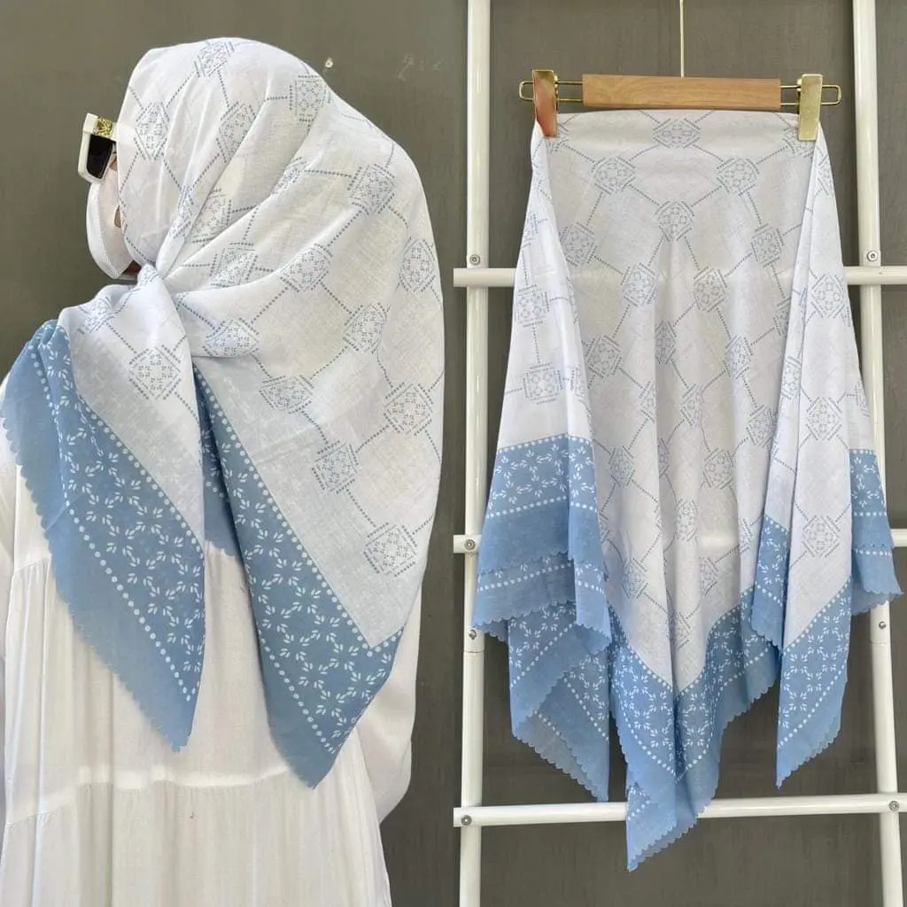Segiempat Voal Motif Luna / Jilbab Segi Empat Voal Motif Premium Kerudung Muslim Square