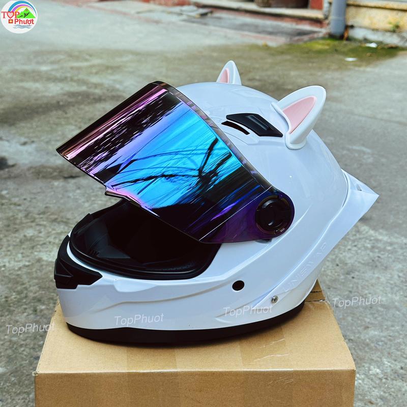 Mũ bảo hiểm Fullface Agu trắng bóng tặng tai mèo gắn sẵn đuôi gió Helmet