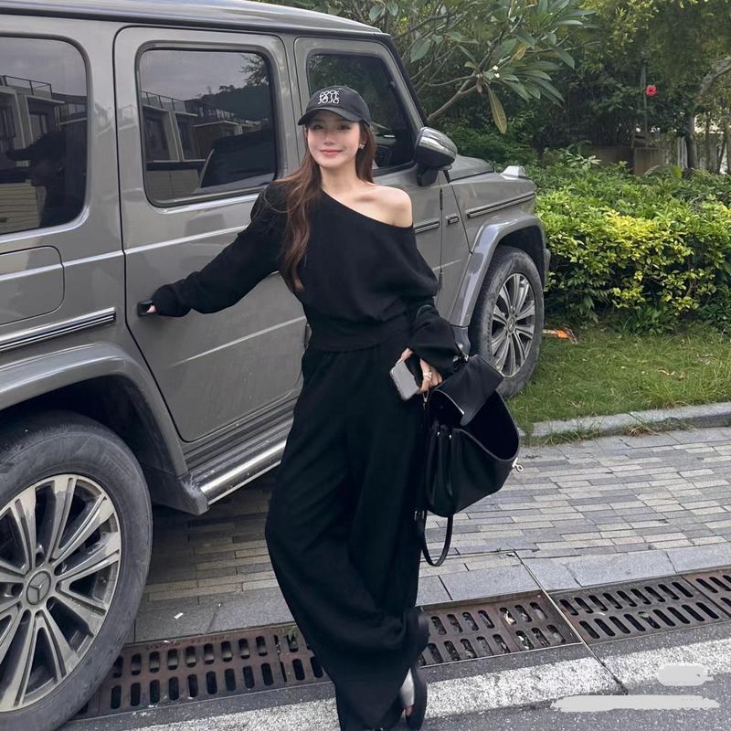 Set áo nữ trễ vai lệch vai ,vải tăm thun mix quần dài xuông Mẫu mới 2026 thu đông