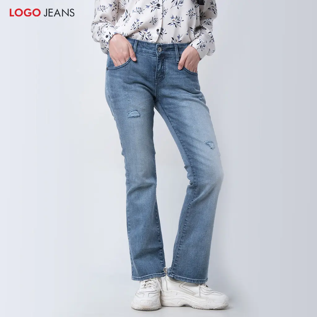 Logo Jeans Celana Jeans Wanita Bootcut J5 Series Light Blue With Destroy 43BJ5L3LL