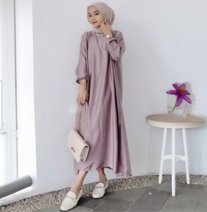 LOFANA midi dress shimmer silk glamor premium terbaru allsize nyaman digunakan Abu Kantong Wudhu frienly Wanita Muslim tangan Karet Hitam Mocca