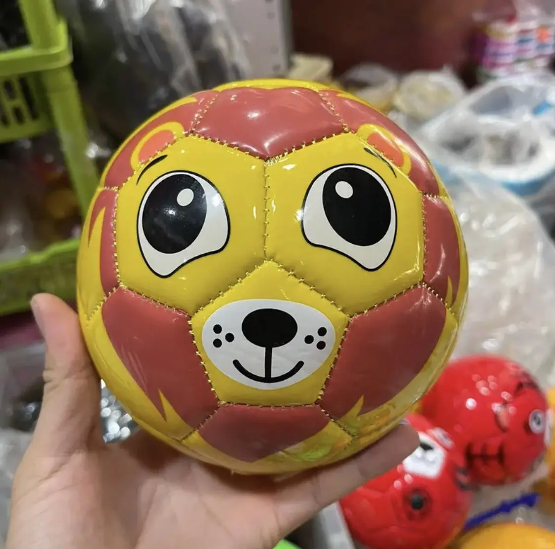 Bóng da cỡ nhỏ cho bé tập chơi