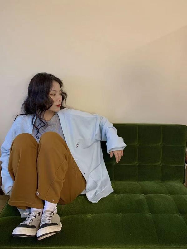 Product Introduction of Women Áo Len Cardigan Bánh Quế Thiết Kế Đẹp Cho Nữ, Phong Cách Lười Biếng Mùa Xuân Và Mùa Thu, Áo Khoác Dệt Kim, Dễ Phối Đồ, Thích Hợp Cho Học Sinh, Thời Trang, Áo Học Sinh Top 12