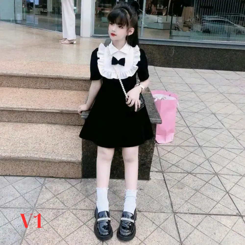 Mã V1: (20kg - 60kg) Mẫu đầm tiểu thư chất cotton Thái kết hợp với cổ áo somi bèo trắng cho bé gai