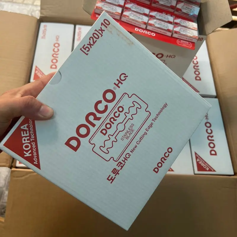 Lưỡi lam Dorco vỏ màu đỏ hộp 1000 lưỡi 0