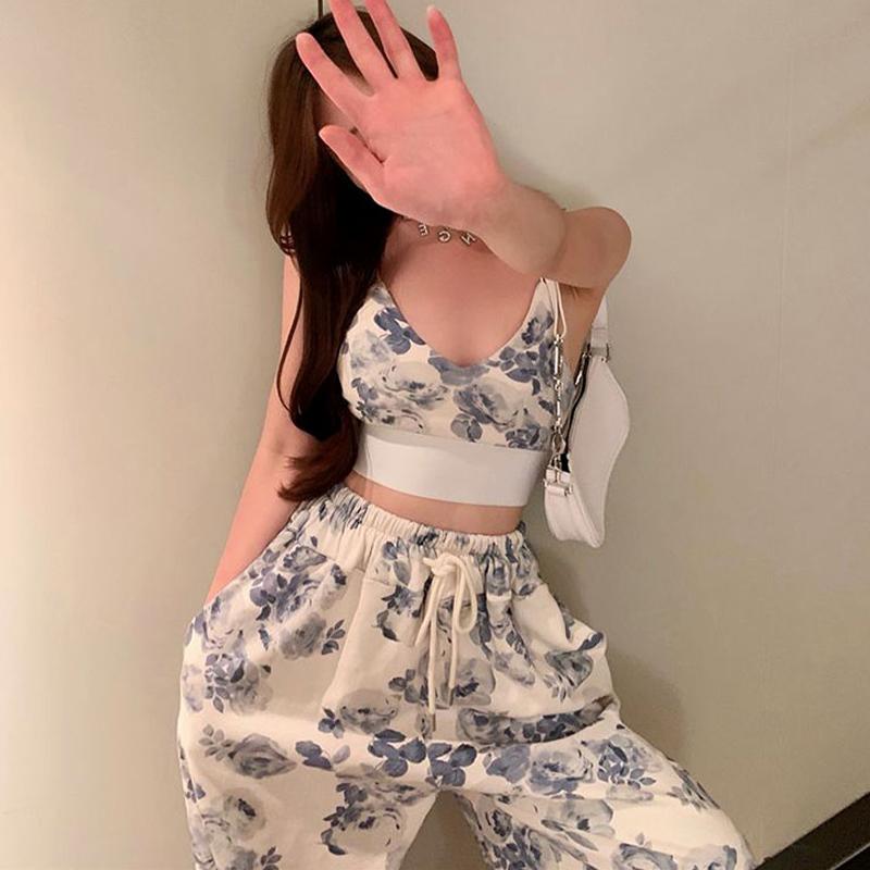 Women 2 Pieces Temperament Outfits, Floral Print V-Neck Spaghetti Strap Camisole + Drawstring Elastic Waist Long Pants Set 3