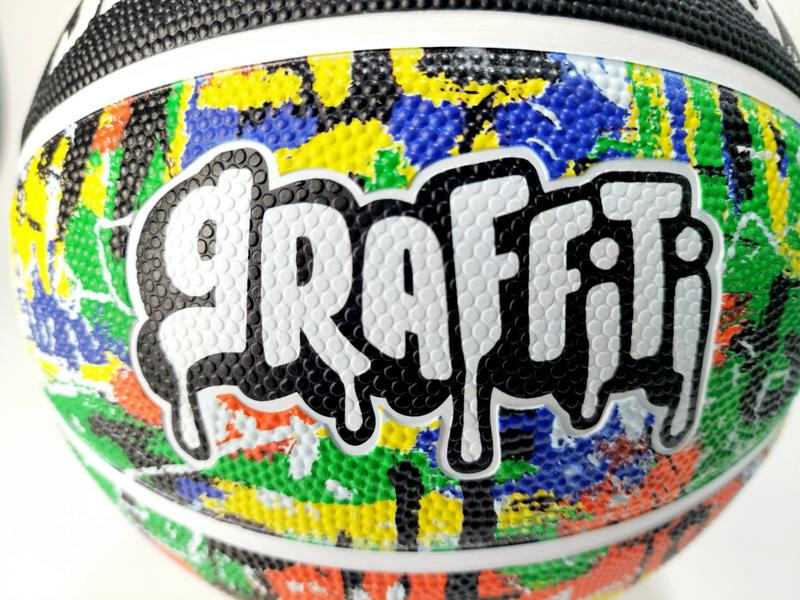 Quả bóng rổ Spalding Graffiti Rainbow Outdoor size 7 2
