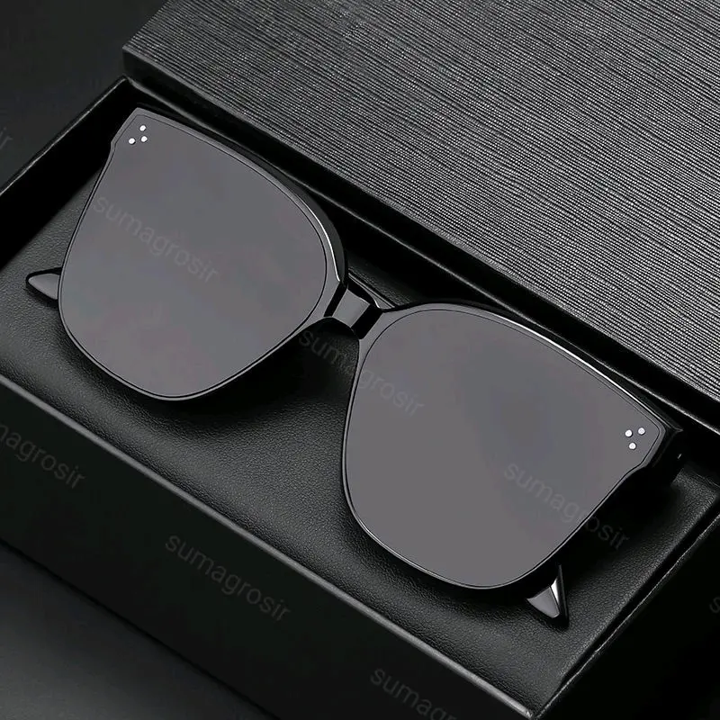 Kacamata hitam fashion pria wanita kacamata sungglasess Aksesoris Elegan Frame