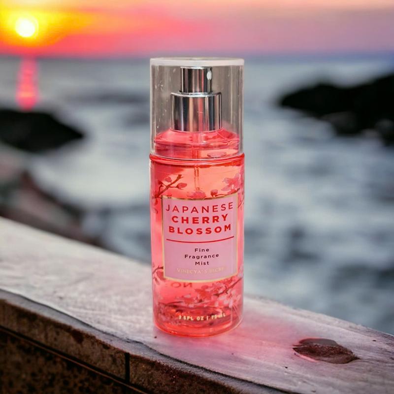 Product Introduction of Xịt Thơm Body Mist Unisex Quyết Rũ Ngọt Ngào Hương Thơm Dài Lâu 75ml 4